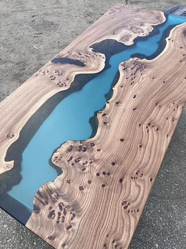 Письменный стол с водопадом из эпоскидной смолы, фото 2